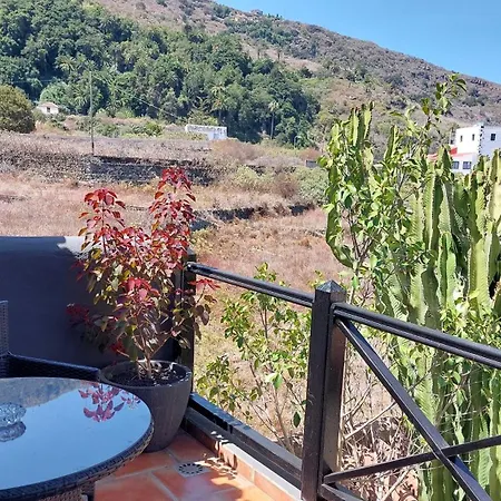 Rustikale Mit Balkon Und Meerblick Apartament